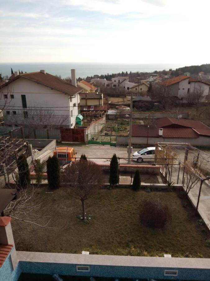 Villa "Meggi" Овчаровски Плаж - Басейн, Барбекю Balchik Exterior foto